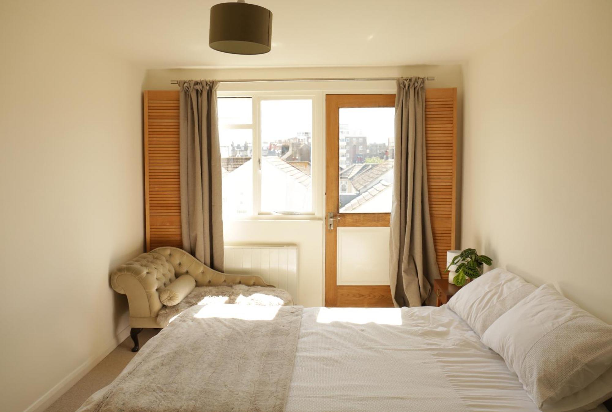 Sunny Seaside Sanctuary - Two Bedroom Apartment Brighton Exterior foto